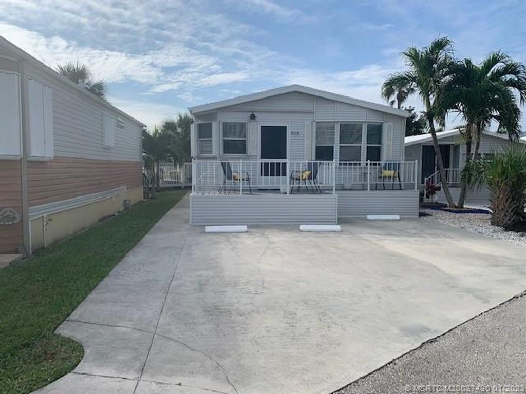 Photo of 2119 Nettles Boulevard, Jensen Beach, FL 34957 (MLS # M20037430)