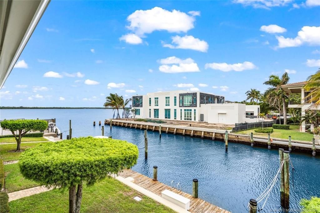 Photo of 68 Yacht Club Drive #22, North Palm Beach, FL 33408 (MLS # M20049320)