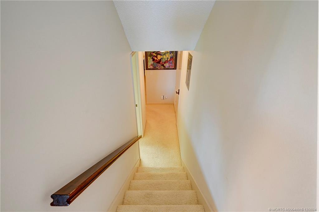 Stuart, Florida 34996, United States, 2 Bedrooms Bedrooms, ,2 BathroomsBathrooms,Residential,Active,27303