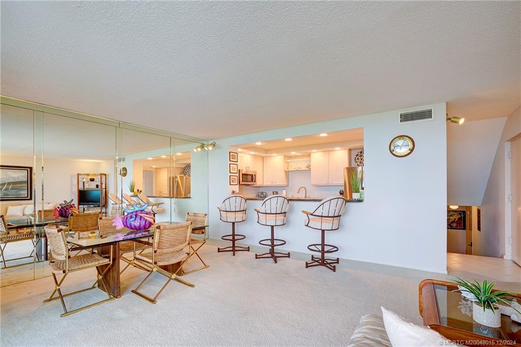 Stuart, Florida 34996, United States, 2 Bedrooms Bedrooms, ,2 BathroomsBathrooms,Residential,Active,27303