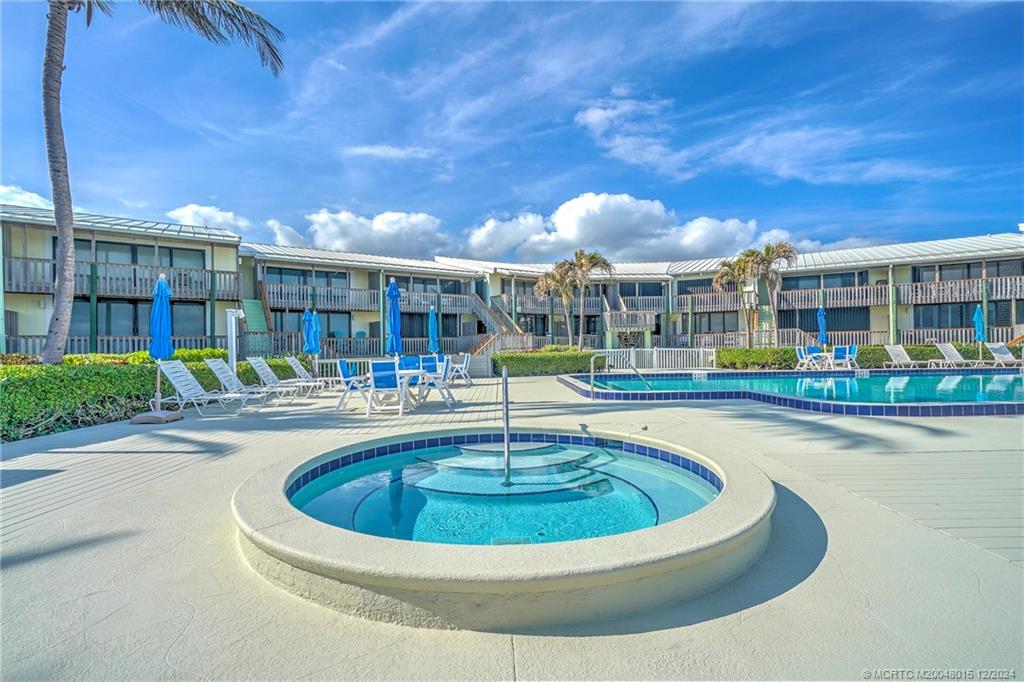 Stuart, Florida 34996, United States, 2 Bedrooms Bedrooms, ,2 BathroomsBathrooms,Residential,Active,27303