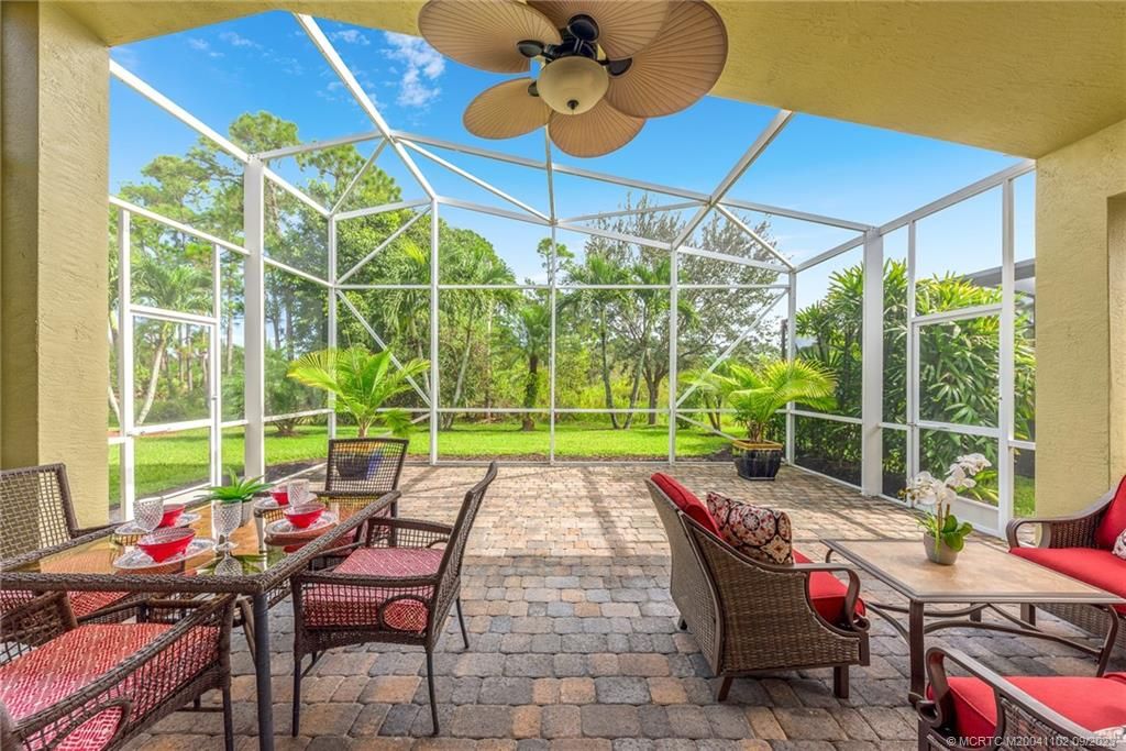 Photo of 6896 SE Twin Oaks Circle, Stuart, FL 34997 (MLS # M20041102)