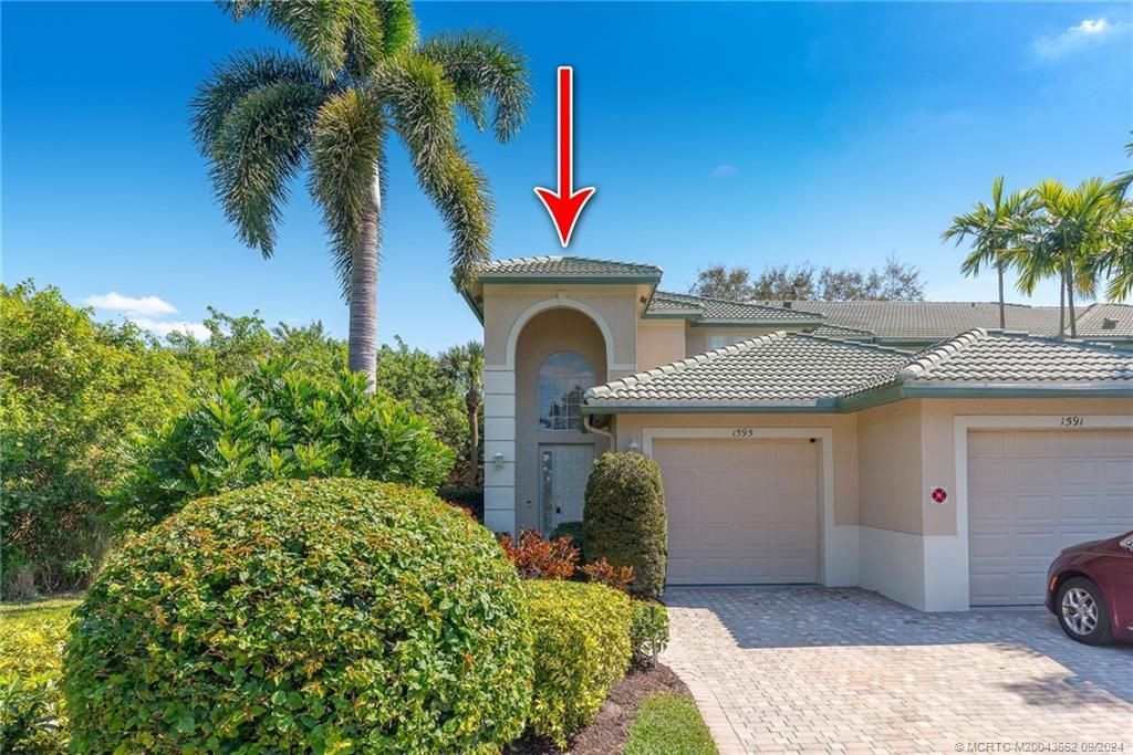 Photo of 1595 SE Prestwick Lane #1-C, Port Saint Lucie, FL 34952 (MLS # M20043652)