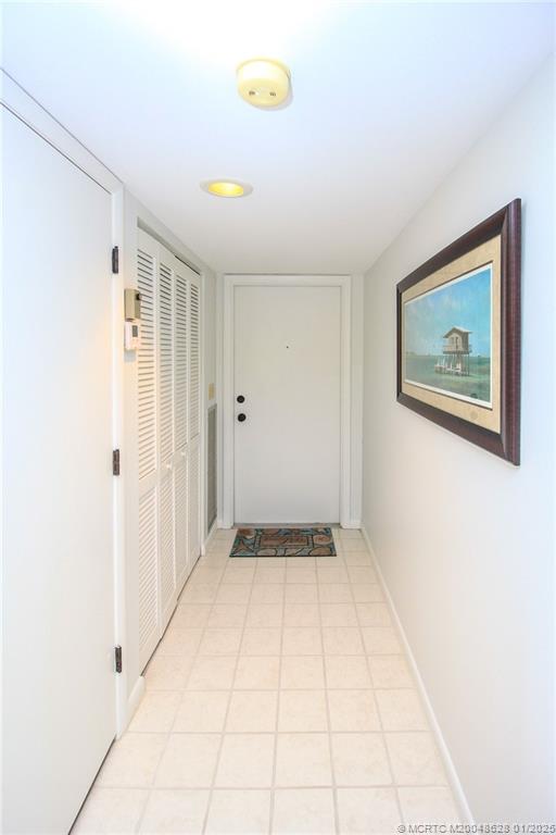 Stuart, Florida 34996, United States, 2 Bedrooms Bedrooms, ,2 BathroomsBathrooms,Residential,Pending,16464