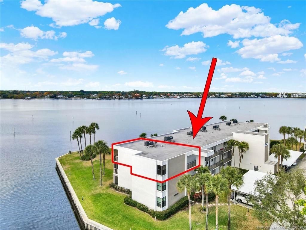 Photo of 1950 SW Palm City Road #13-301, Stuart, FL 34994 (MLS # M20054591)