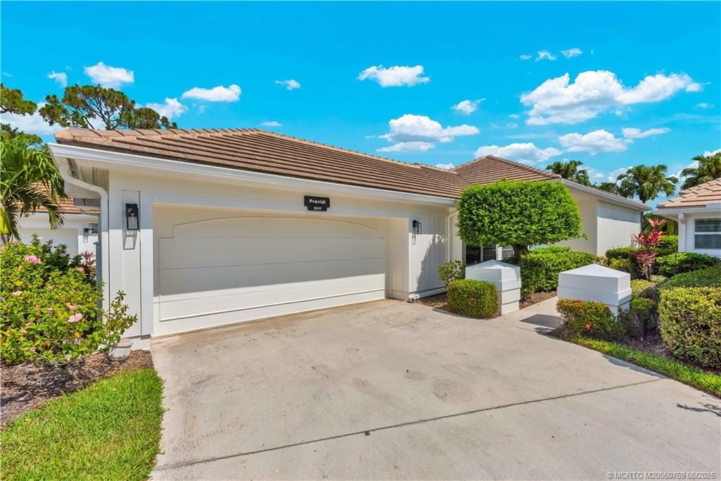 Photo of 2247 NW Seagrass Drive, Palm City, FL 34990 (MLS # M20050769)