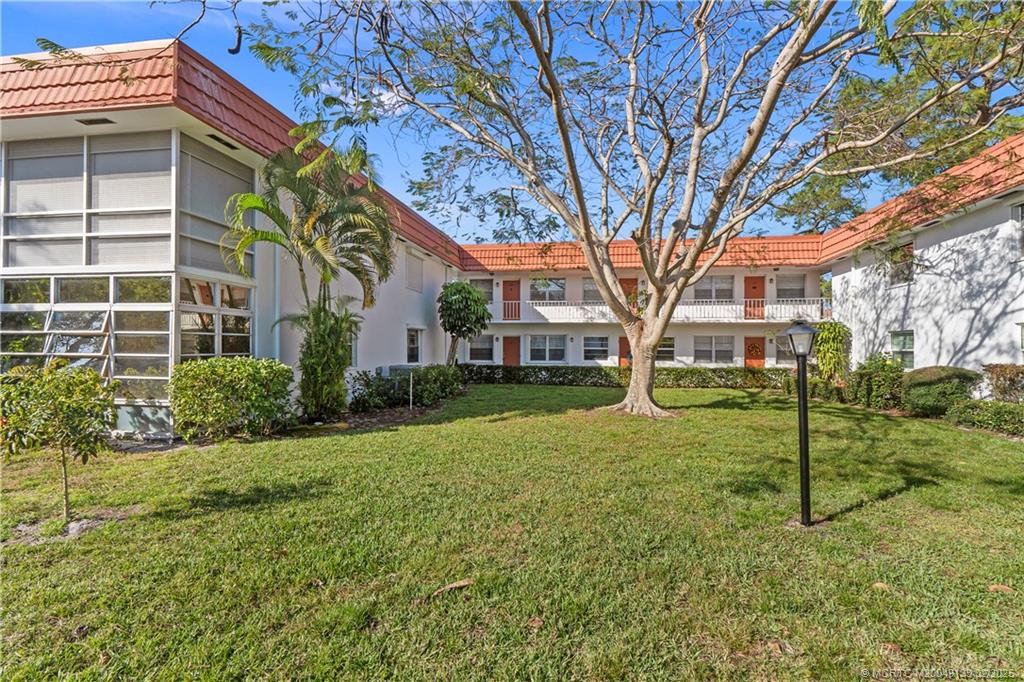 Stuart, Florida 34996, United States, 1 Bedroom Bedrooms, ,2 BathroomsBathrooms,Residential,Pending,2471