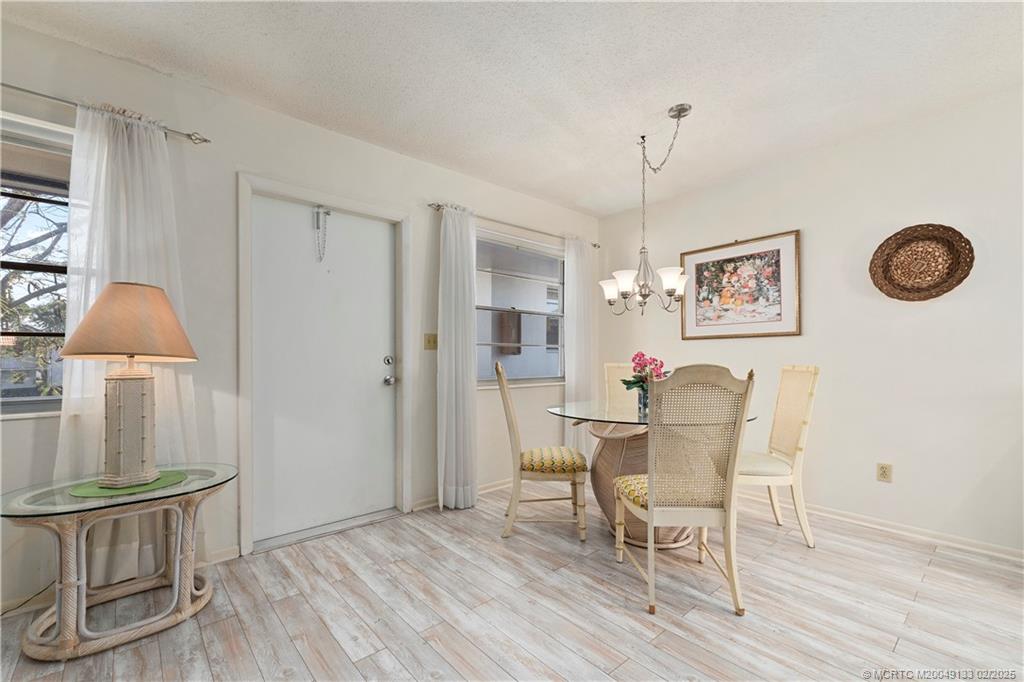 Stuart, Florida 34996, United States, 1 Bedroom Bedrooms, ,2 BathroomsBathrooms,Residential,Pending,2471