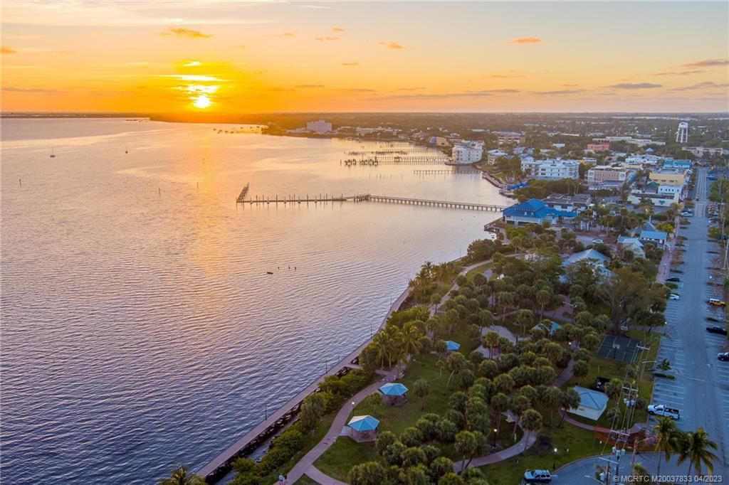 Photo of 4899 SE Horseshoe Point Road, Stuart, FL 34997 (MLS # M20037833)