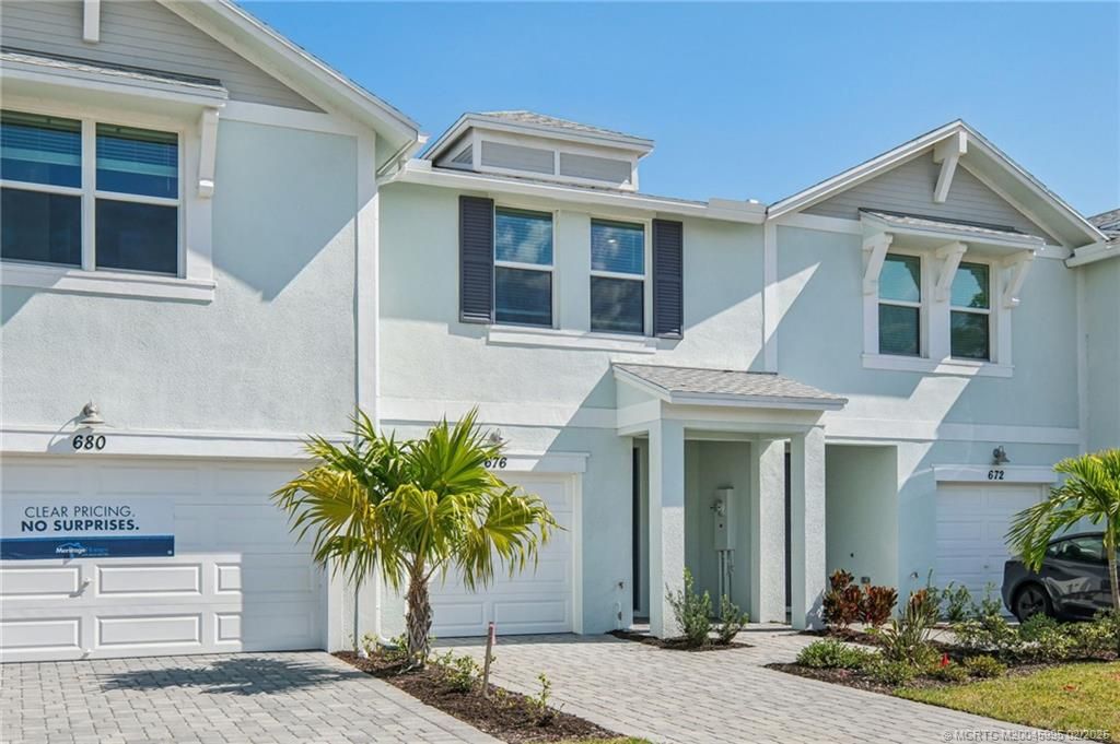 Photo of 676 Salisbury Circle, Fort Pierce, FL 34982 (MLS # M20045995)