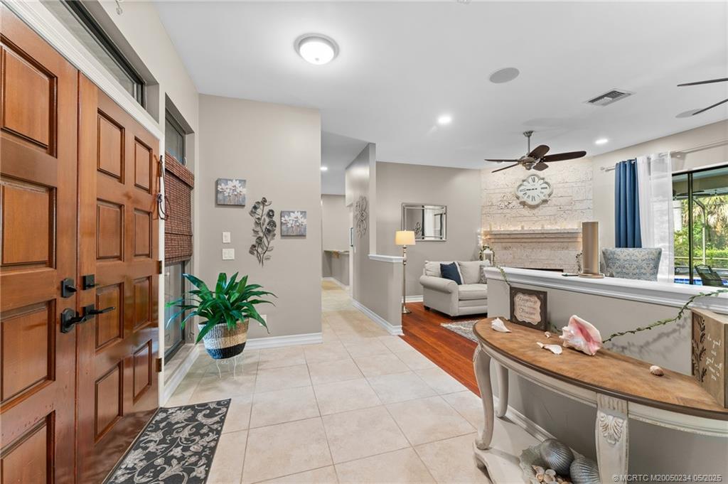 1348 SW Cottonwood Cove