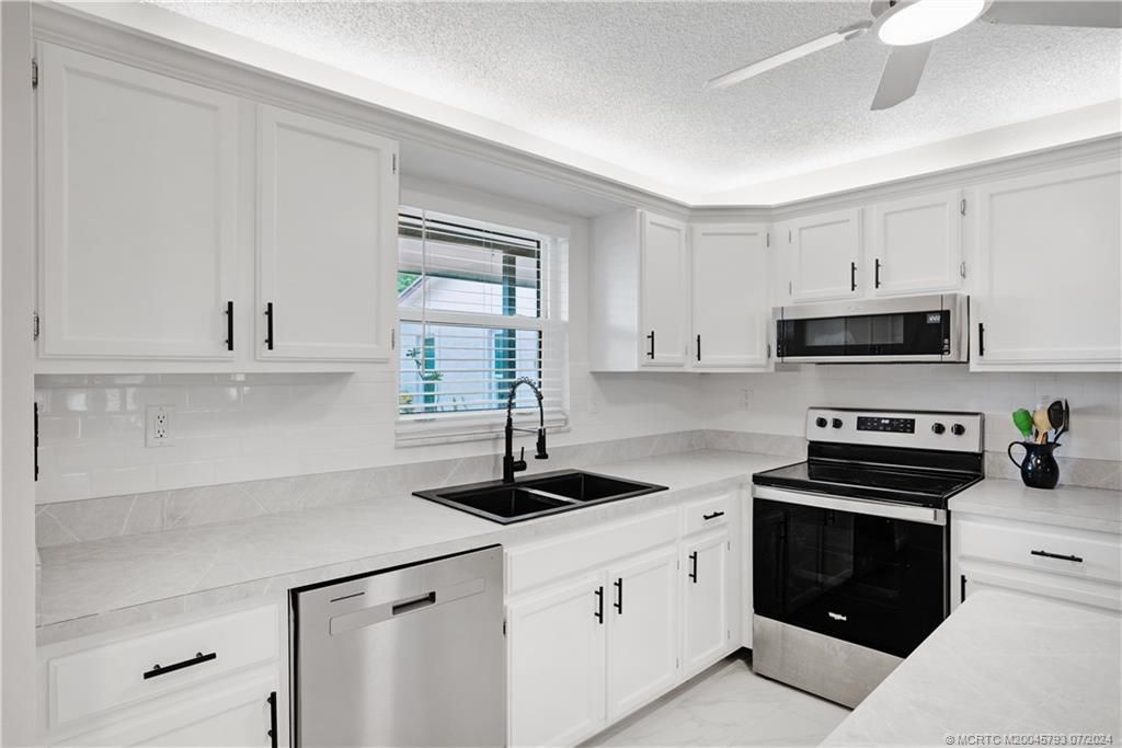 Photo of 6531 SE Federal Highway #L108, Stuart, FL 34997 (MLS # M20045793)