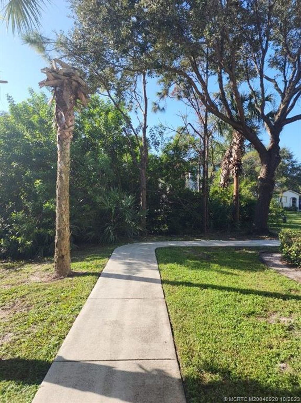 Photo of 283 SE Kitching Circle #283, Stuart, FL 34994 (MLS # M20040920)