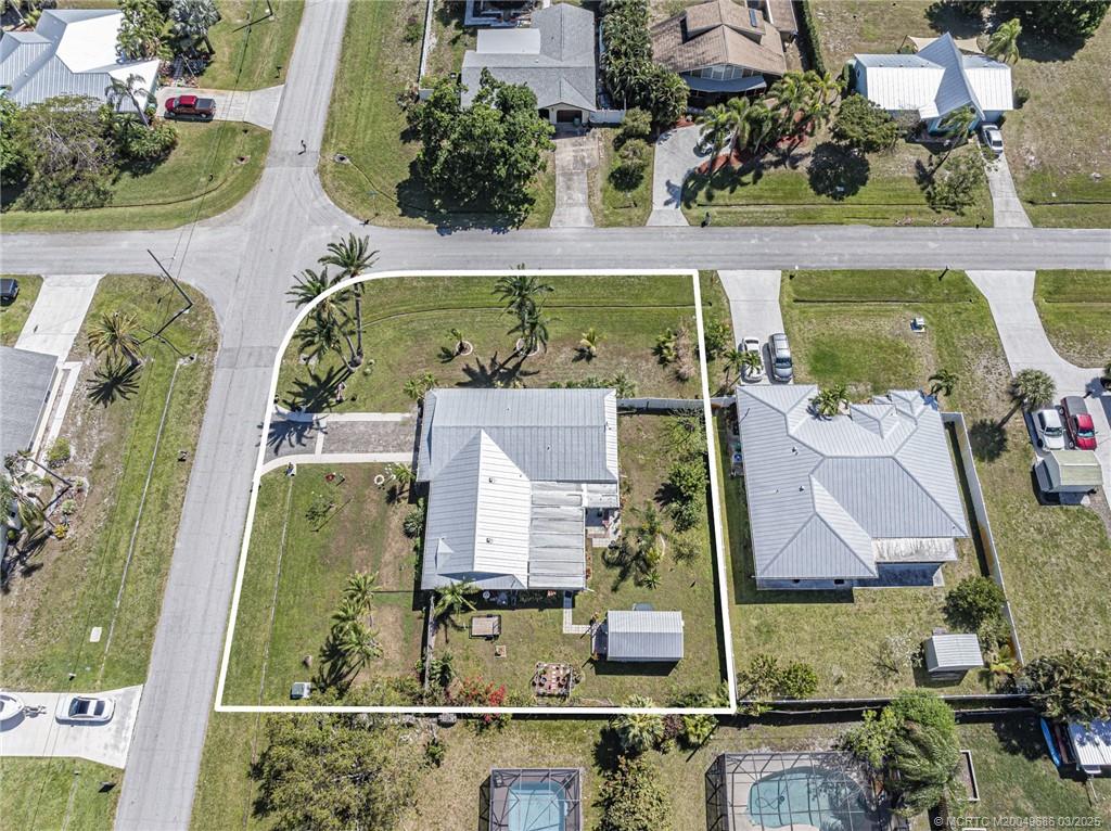 Photo of 798 SE Polynesian Avenue, Port Saint Lucie, FL 34983 (MLS # M20049686)