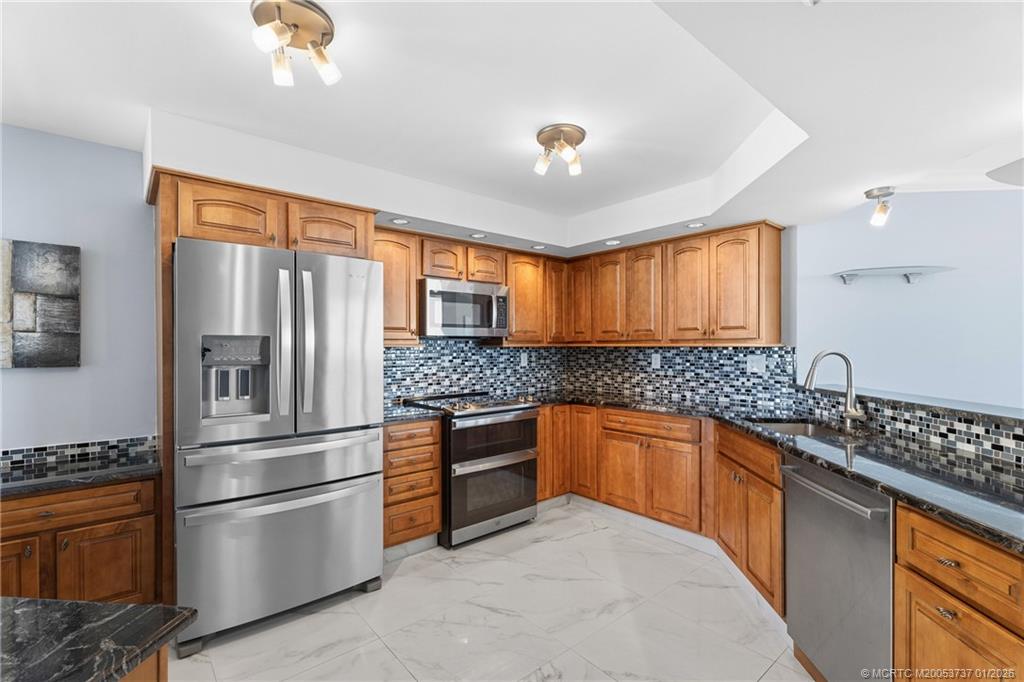 9550 S Ocean Drive 1210