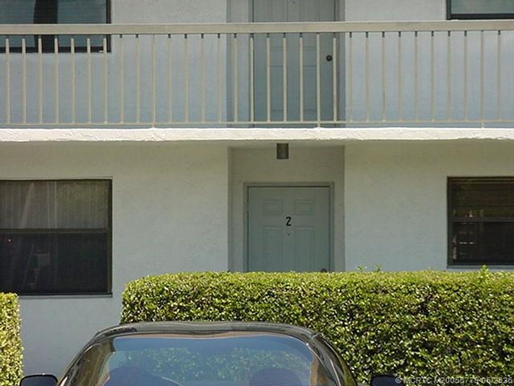 Photo of 1290 SE Parkview Place #A2, Stuart, FL 34994 (MLS # M20055779)