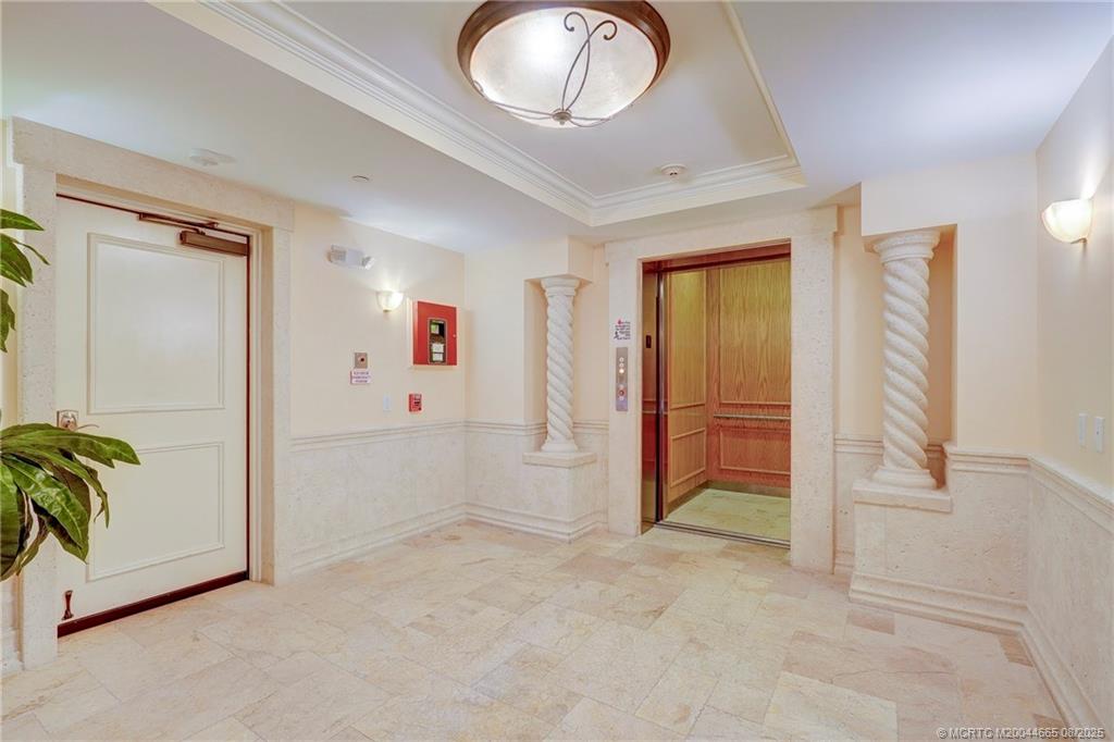 Jensen Beach, Florida 34957, United States, 3 Bedrooms Bedrooms, ,4 BathroomsBathrooms,Residential,Active,59313