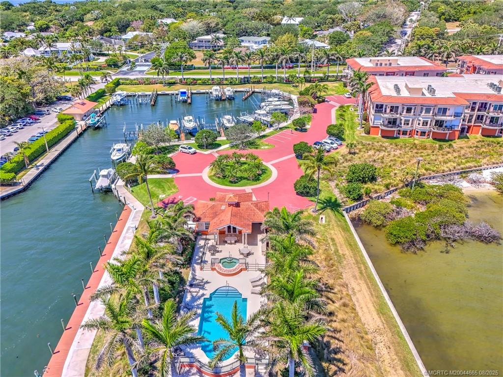 Jensen Beach, Florida 34957, United States, 3 Bedrooms Bedrooms, ,4 BathroomsBathrooms,Residential,Active,59313