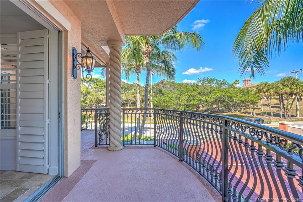 Jensen Beach, Florida 34957, United States, 3 Bedrooms Bedrooms, ,4 BathroomsBathrooms,Residential,Active,59313