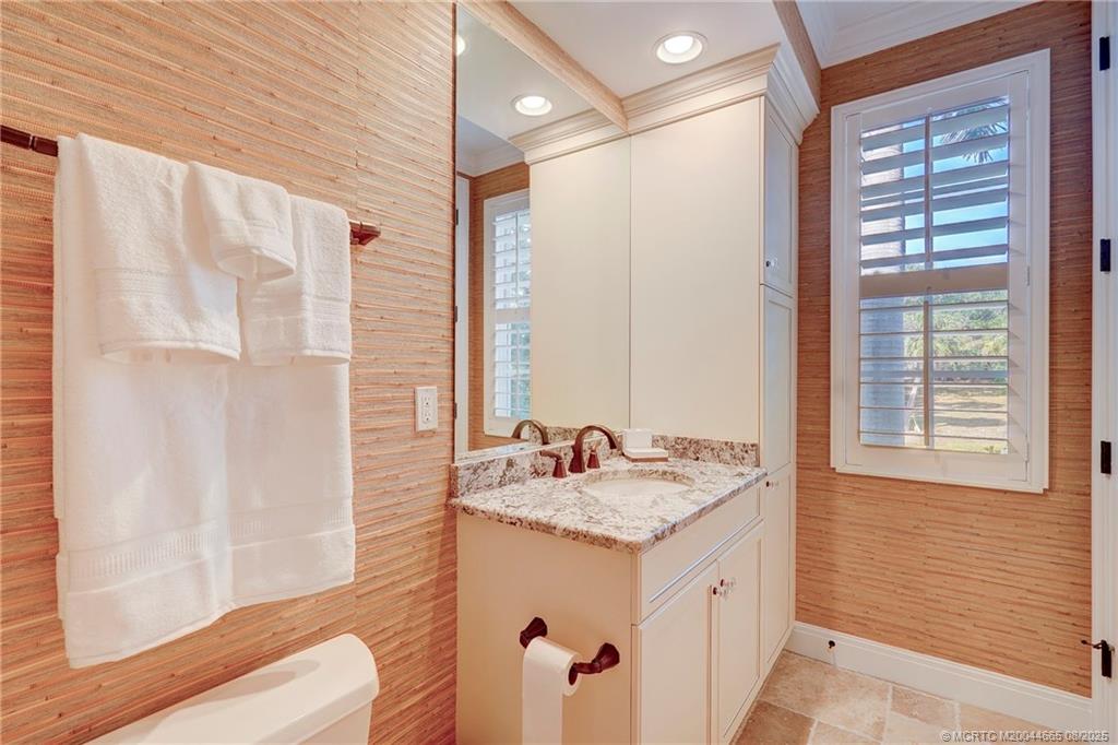 Jensen Beach, Florida 34957, United States, 3 Bedrooms Bedrooms, ,4 BathroomsBathrooms,Residential,Active,59313