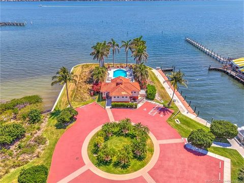 Condo For Rent - 1528 NE Outrigger Landings Drive #208<br/> Jensen Beach, FL 34957