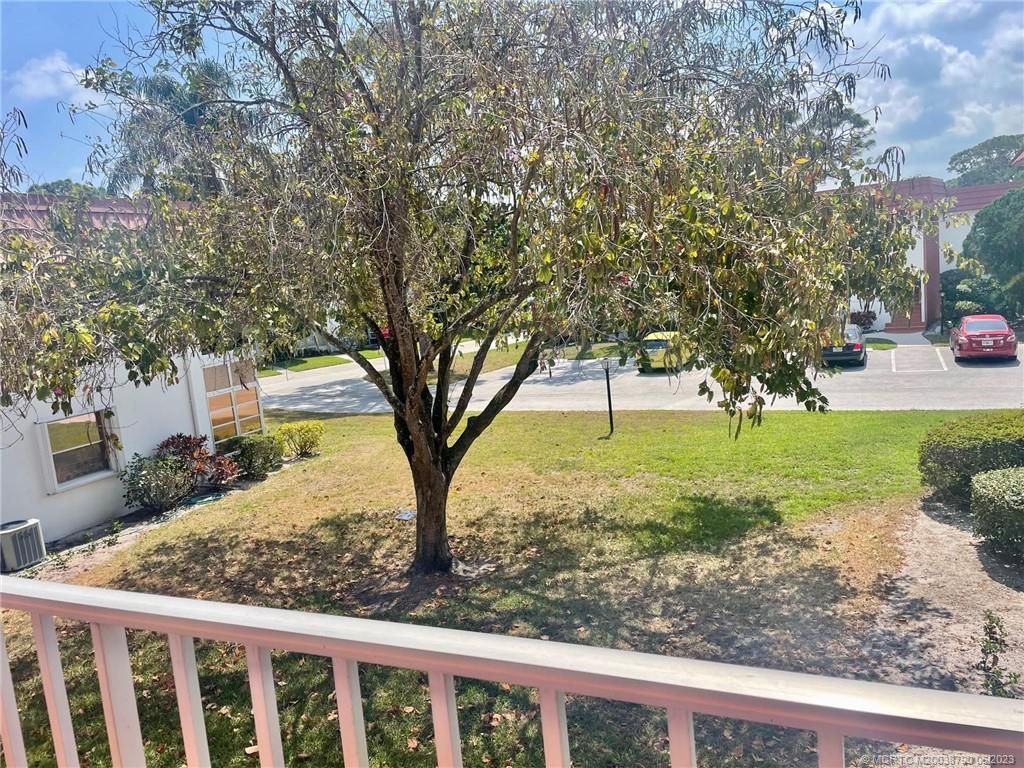 Photo of 2600 SE Ocean Boulevard #CC10, Stuart, FL 34996 (MLS # M20038790)
