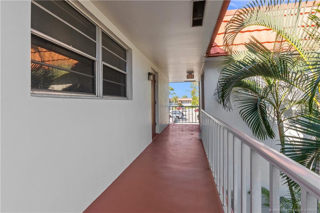 Stuart, Florida 34996, United States, 1 Bedroom Bedrooms, ,2 BathroomsBathrooms,Residential,Active,26233