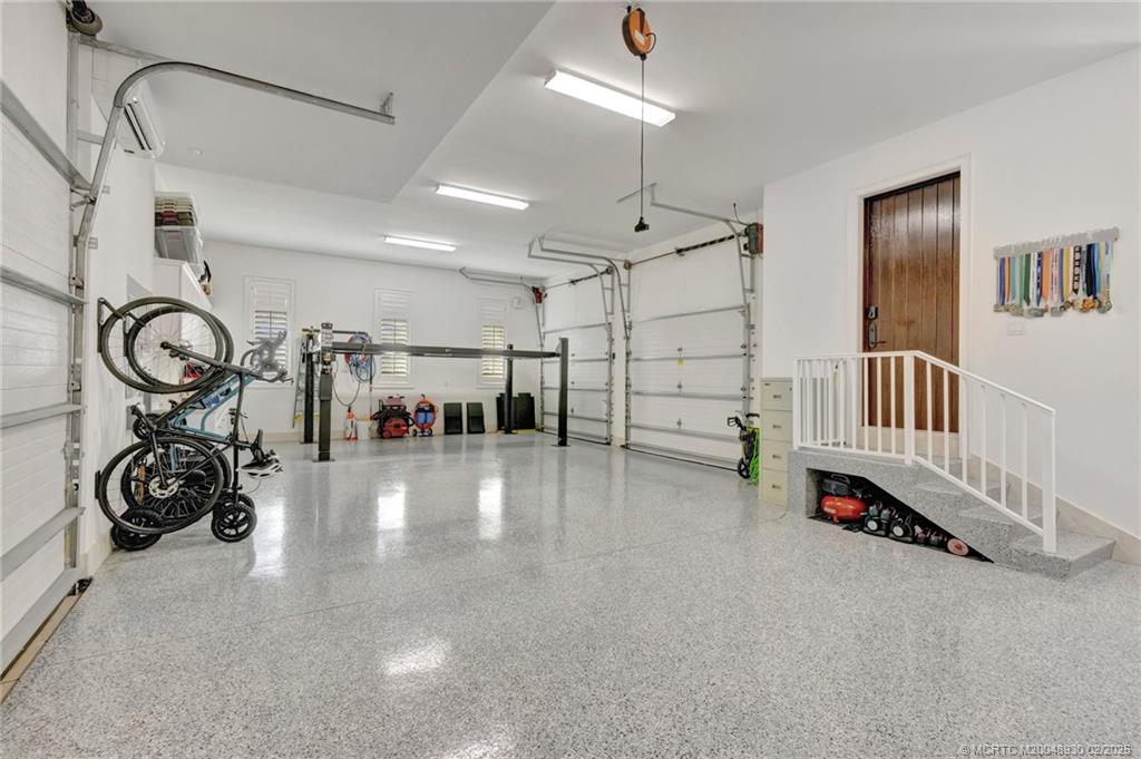 Stuart, Florida 34996, United States, 5 Bedrooms Bedrooms, ,6 BathroomsBathrooms,Residential,Active,6994