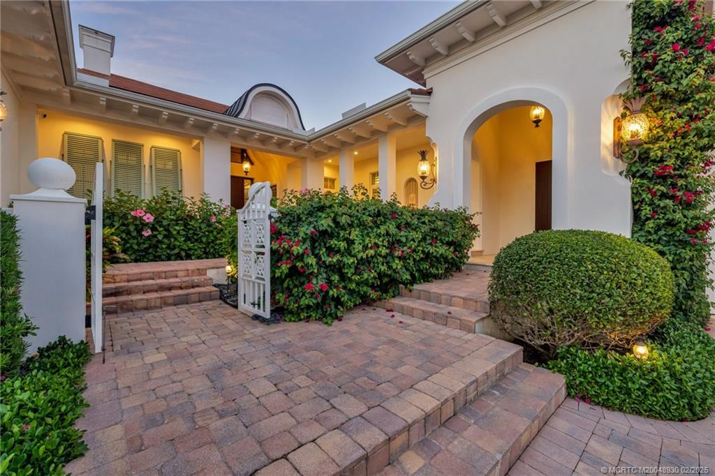 Stuart, Florida 34996, United States, 5 Bedrooms Bedrooms, ,6 BathroomsBathrooms,Residential,Active,6994