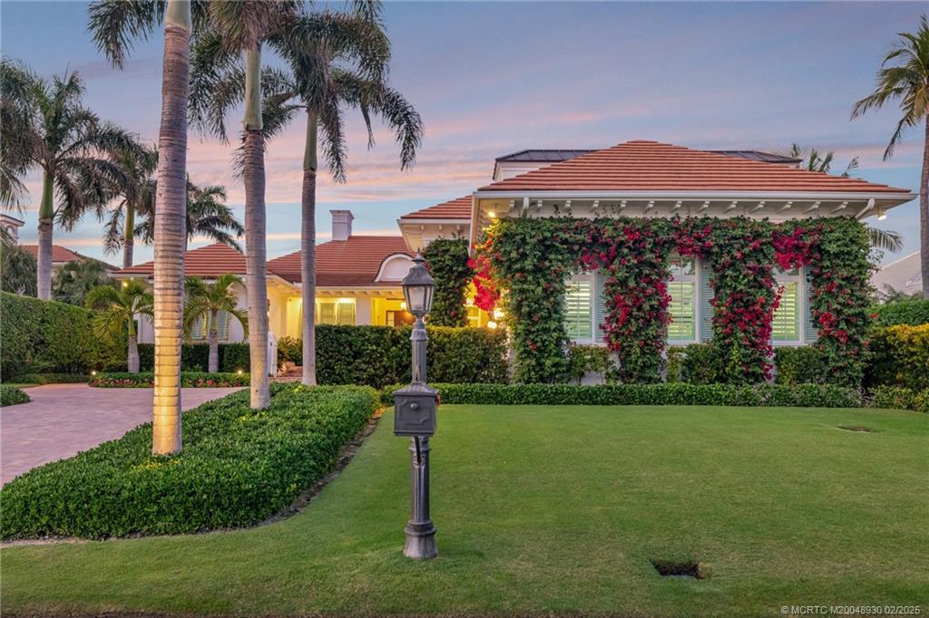 Stuart, Florida 34996, United States, 5 Bedrooms Bedrooms, ,6 BathroomsBathrooms,Residential,Active,6994