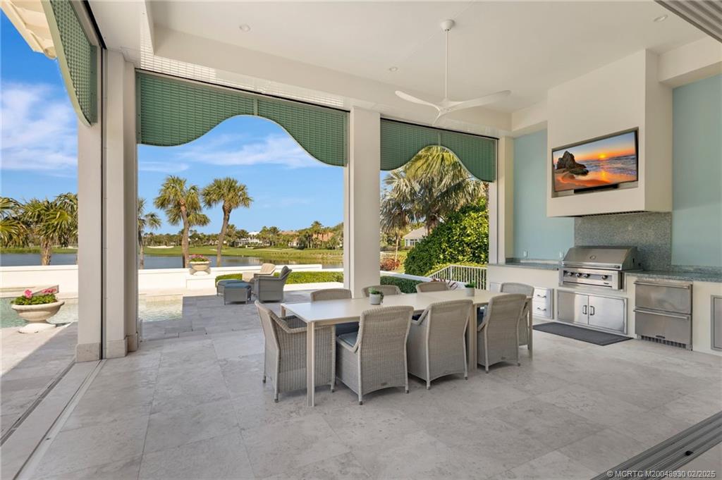 Stuart, Florida 34996, United States, 5 Bedrooms Bedrooms, ,6 BathroomsBathrooms,Residential,Active,6994