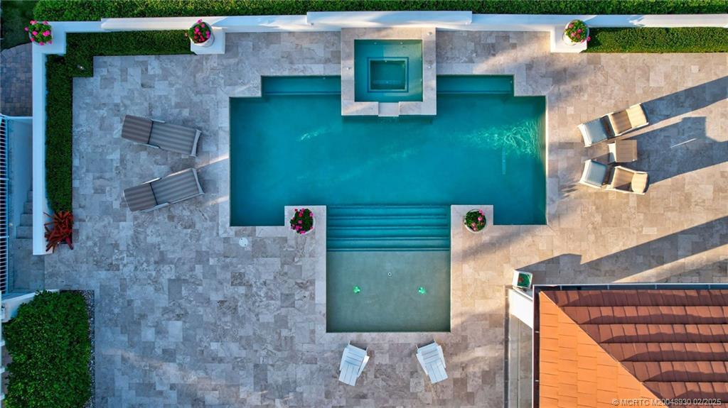 Stuart, Florida 34996, United States, 5 Bedrooms Bedrooms, ,6 BathroomsBathrooms,Residential,Active,6994