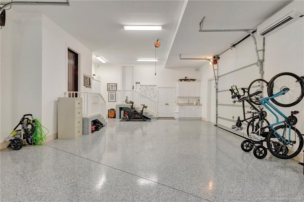 Stuart, Florida 34996, United States, 5 Bedrooms Bedrooms, ,6 BathroomsBathrooms,Residential,Active,6994