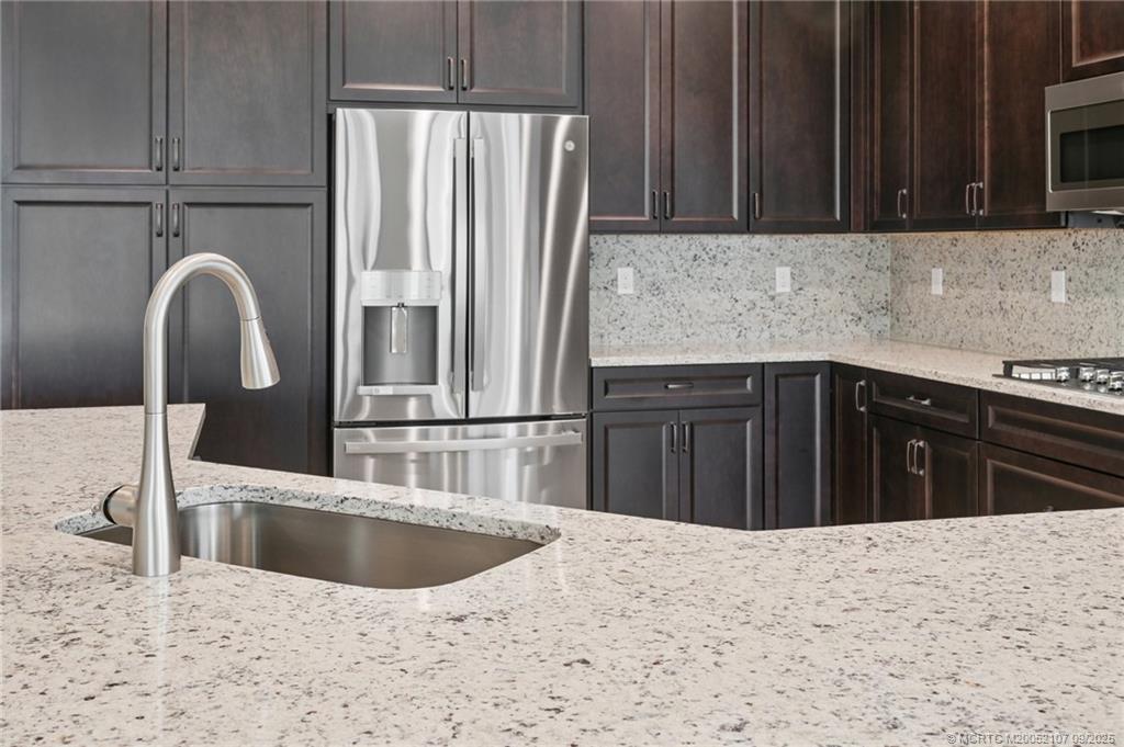 Port St Lucie, Florida 34987, United States, 3 Bedrooms Bedrooms, ,3 BathroomsBathrooms,Residential,Active,206000