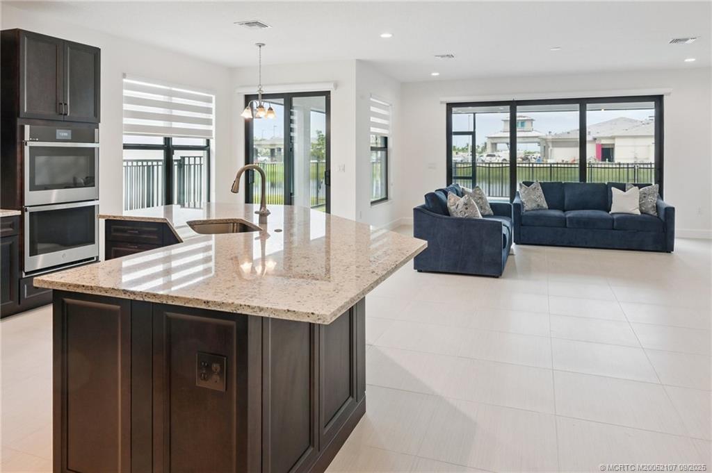 Port St Lucie, Florida 34987, United States, 3 Bedrooms Bedrooms, ,3 BathroomsBathrooms,Residential,Active,206000