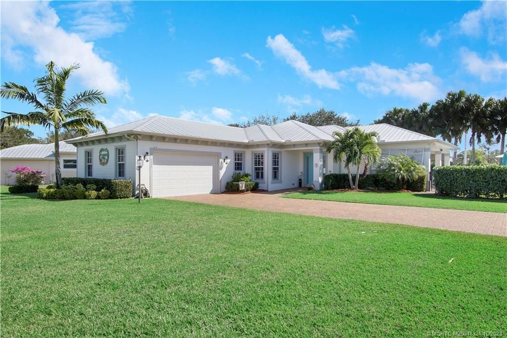 Photo of 5315 SW Viola Court, Stuart, FL 34997 (MLS # M20041321)