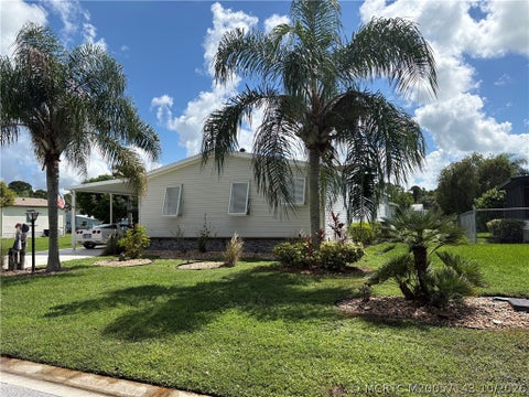 Mobile Home For Sale - 2474 SW Versailles Terrace<br/> Martin County, Stuart, FL 34997