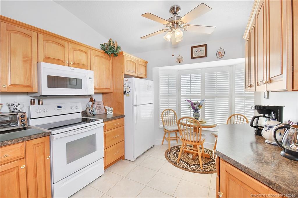 Hobe Sound, Florida 33455, United States, 2 Bedrooms Bedrooms, ,2 BathroomsBathrooms,Residential,Active,7563