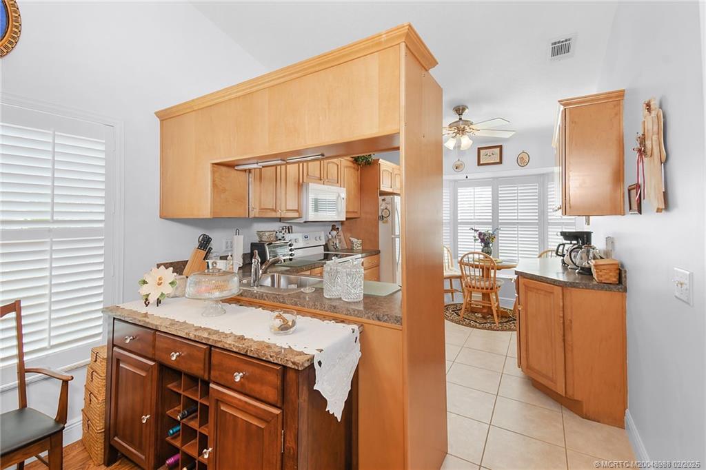Hobe Sound, Florida 33455, United States, 2 Bedrooms Bedrooms, ,2 BathroomsBathrooms,Residential,Active,7563