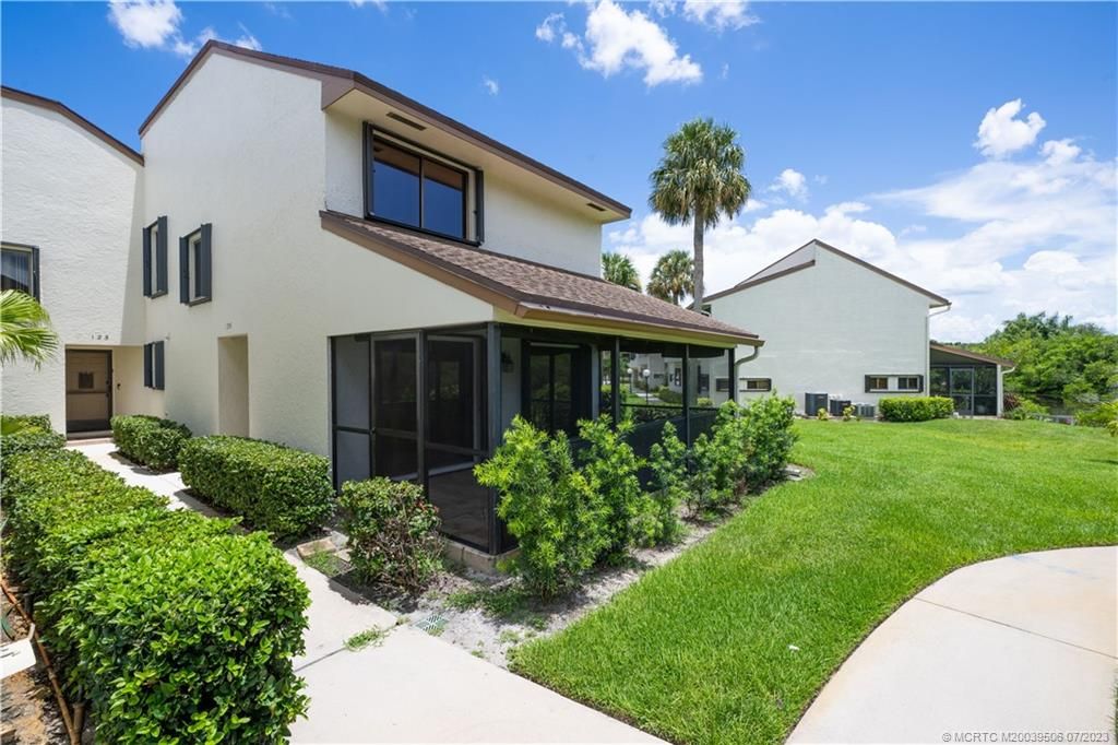 Photo of 950 S Kanner Highway #TH126, Stuart, FL 34994 (MLS # M20039506)