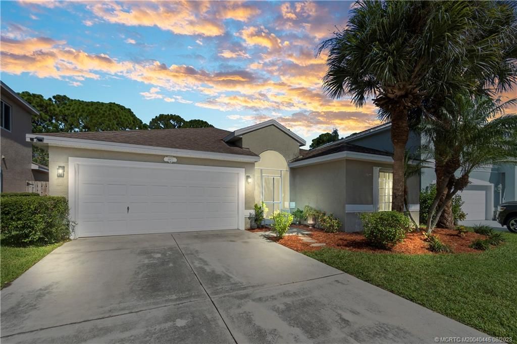 Photo of 4663 SE Winter Haven Court, Stuart, FL 34997 (MLS # M20040445)