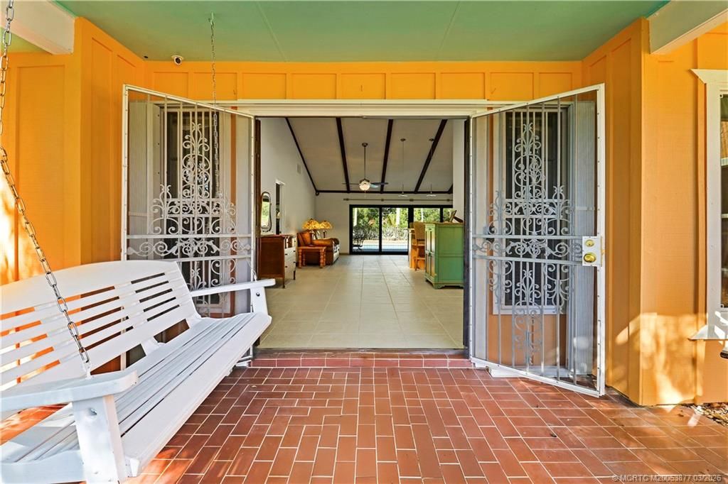 Photo of 10941 SW Hawkview Circle, Stuart, FL 34997 (MLS # M20053877)