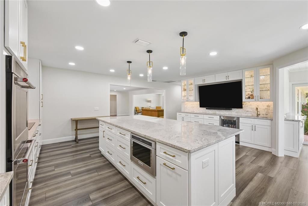 Photo of 7 Lantana Lane, Stuart, FL 34996 (MLS # M20051565)