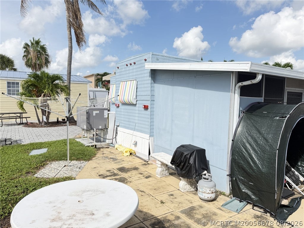 Photo of 552 Nettles Boulevard, Jensen Beach, FL 34957 (MLS # M20056678)