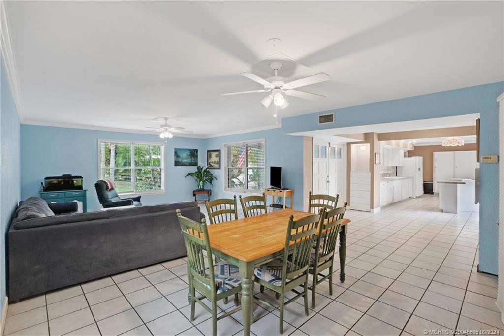 801 SE Krueger Parkway