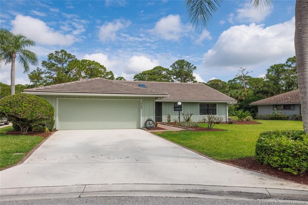 Photo of 4267 SW Mallard Creek Trail, Palm City, FL 34990 (MLS # M20055557)