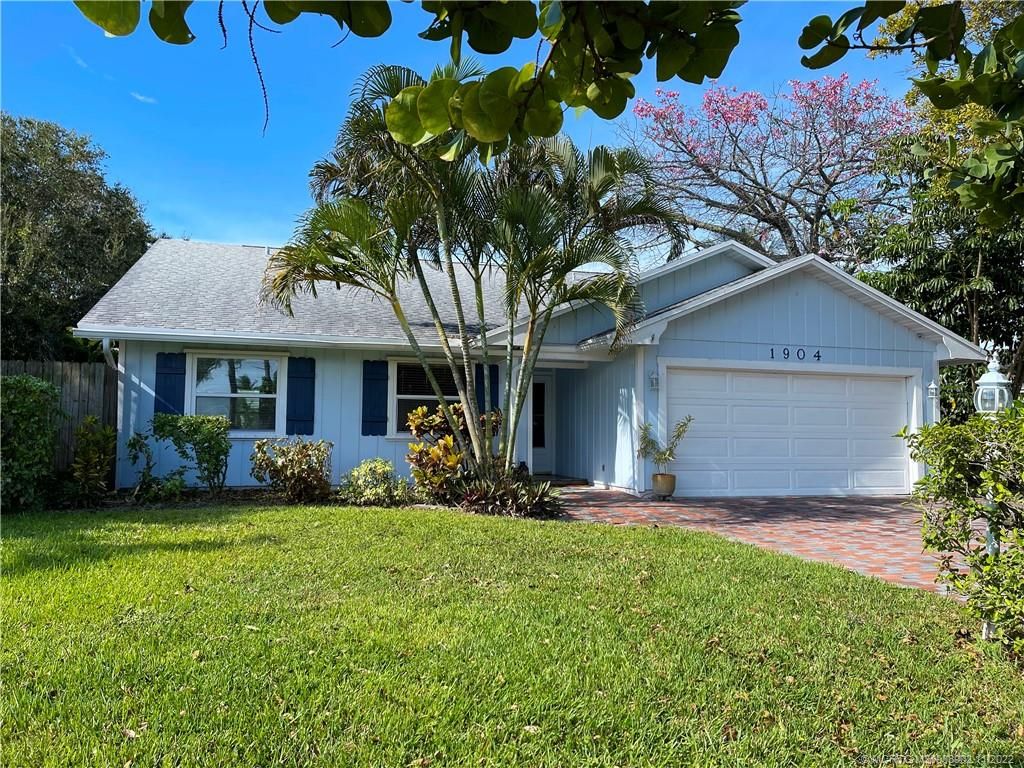 Photo of 1904 NE Avenida Dracaena Avenue, Jensen Beach, FL 34957 (MLS # M20036902)