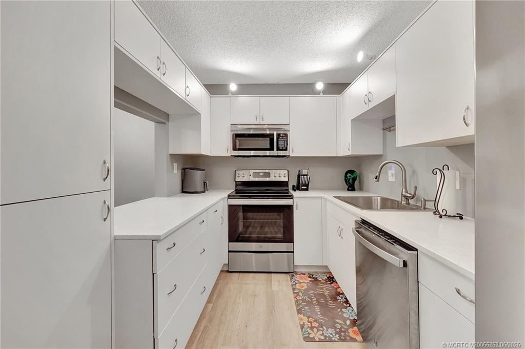 Photo of 1965 SW Silver Pine Way #118-D2, Palm City, FL 34990 (MLS # M20055252)