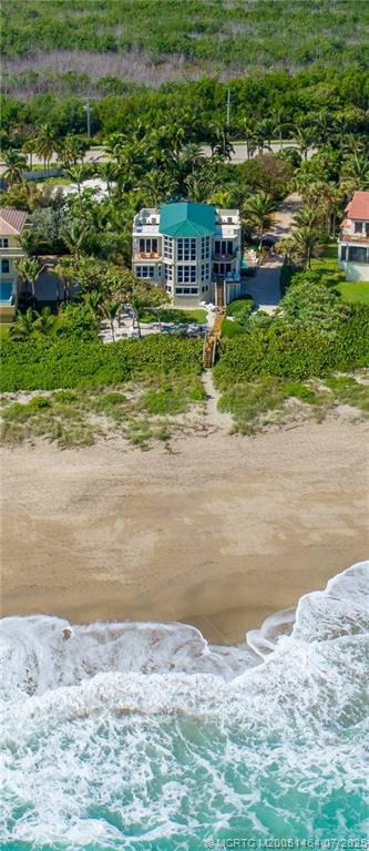 4643 NE Ocean Boulevard