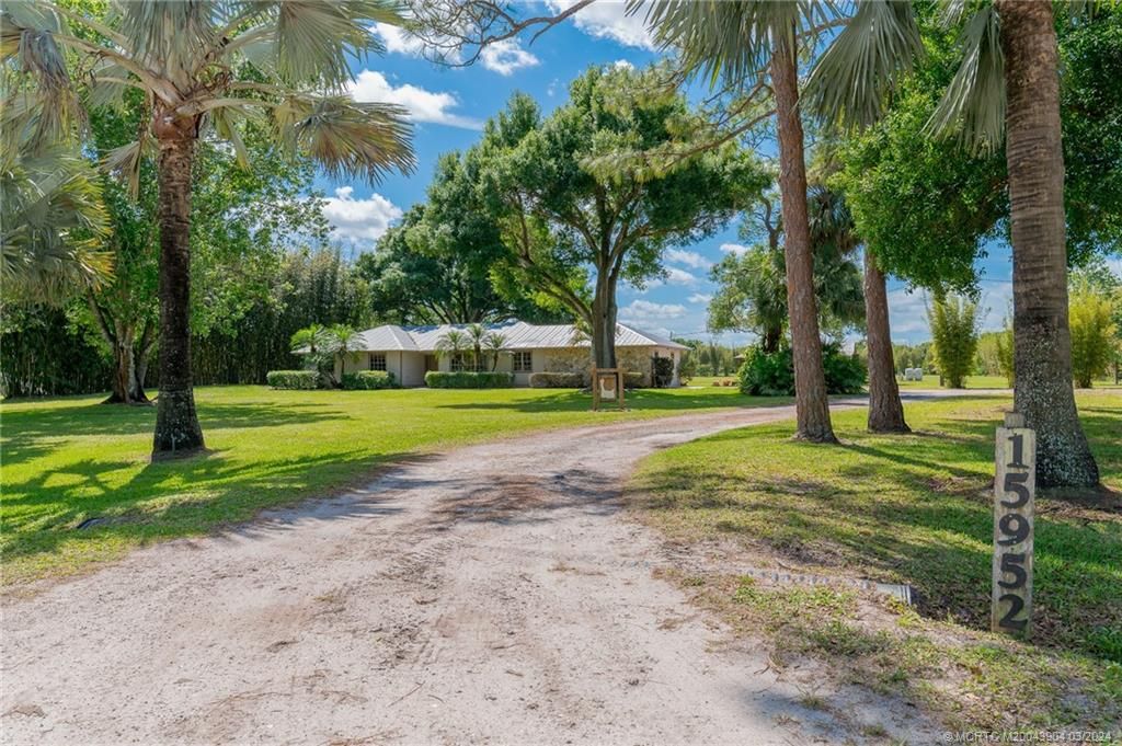 Photo of 15952 SW Morgan Street, Indiantown, FL 34956 (MLS # M20043904)